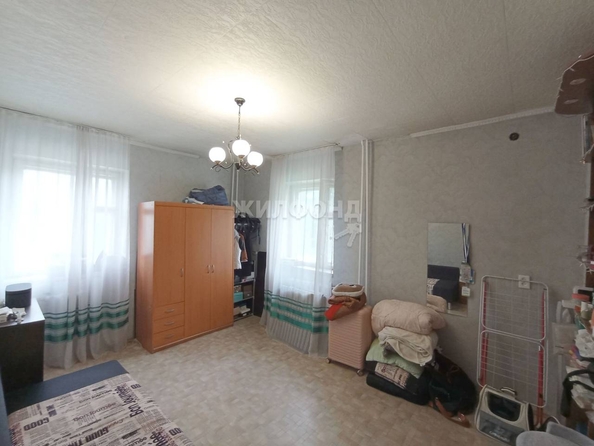 
   Продам 1-комнатную, 31 м², Дуси Ковальчук ул, 183

. Фото 1.