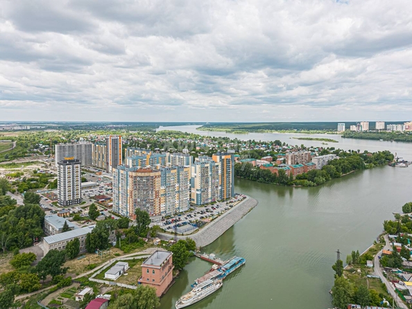 
   Продам 2-комнатную, 55.5 м², Междуреченская ул, 3

. Фото 27.