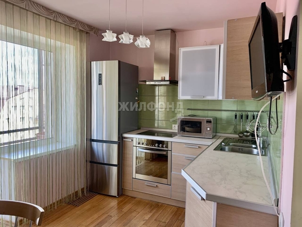 
   Продам 4-комнатную, 80.4 м², Зеленый Бор мкр, 3

. Фото 1.