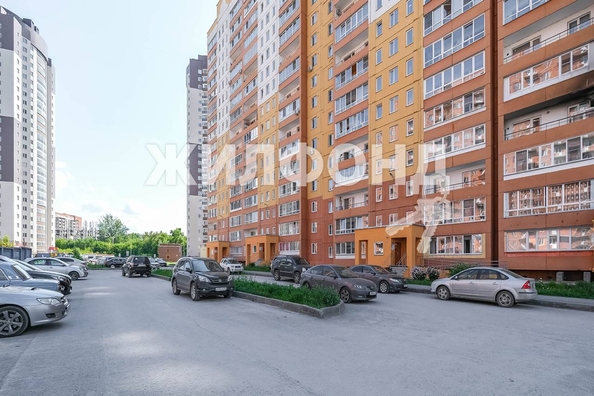 
   Продам 2-комнатную, 52.4 м², Закаменский мкр, 14

. Фото 23.