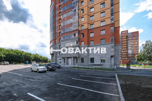 
   Продам 1-комнатную, 44.3 м², Есенина ул, 67

. Фото 30.