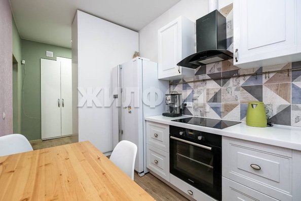 
   Продам 2-комнатную, 50.1 м², Аэропорт ул, 5

. Фото 2.