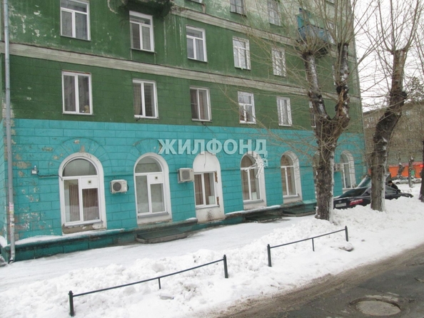 
   Продам комнату, 9.9 м², Ватутина ул, 4

. Фото 2.