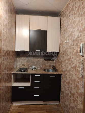 
   Продам 1-комнатную, 30 м², Петухова ул, 144

. Фото 6.