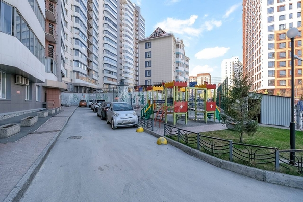 
   Продам 2-комнатную, 98.1 м², Орджоникидзе ул, 47

. Фото 33.