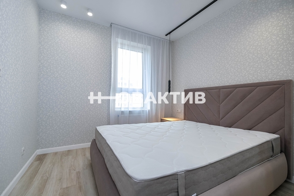 
   Продам 1-комнатную, 37.6 м², Дунаевского ул, 14/2

. Фото 9.