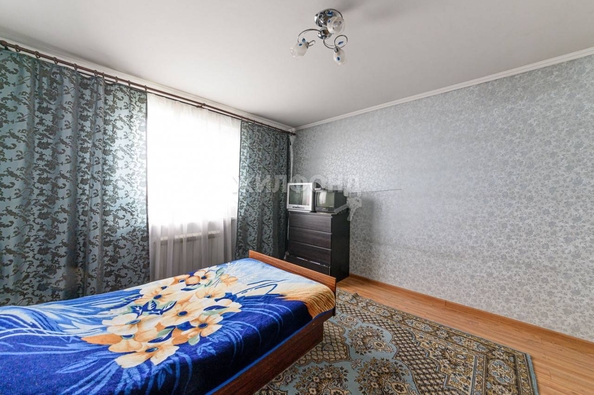 
   Продам дом, 180.5 м², Новосибирск

. Фото 14.