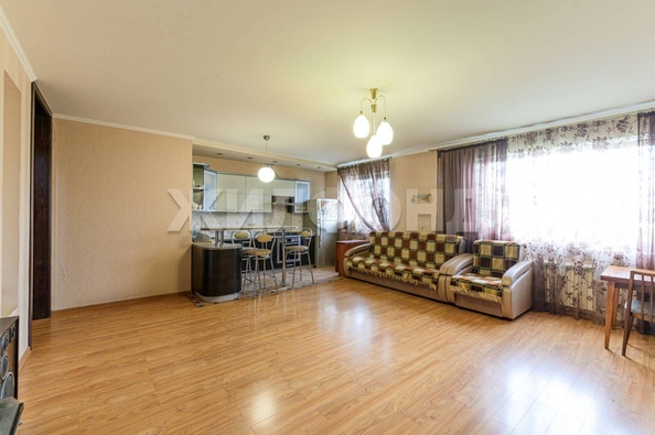 
   Продам дом, 180.5 м², Новосибирск

. Фото 7.