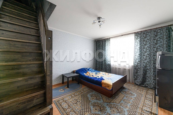 
   Продам дом, 180.5 м², Новосибирск

. Фото 15.