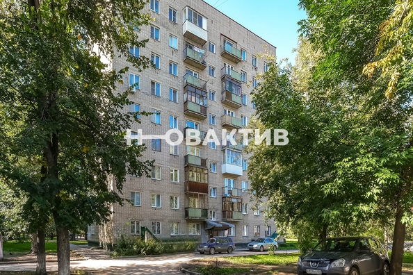 
   Продам 1-комнатную, 29 м², Петухова ул, 34

. Фото 12.