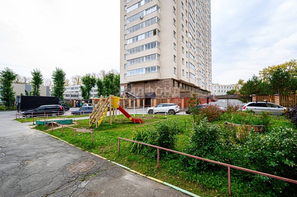 
   Продам 3-комнатную, 70.9 м², Бориса Богаткова ул, 260/1

. Фото 23.