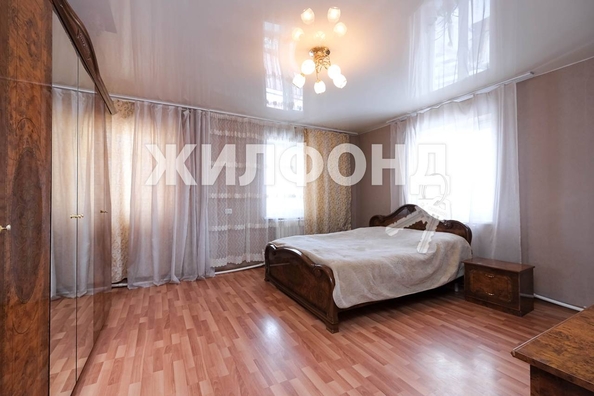 
   Продам дом, 250 м², Новосибирск

. Фото 14.