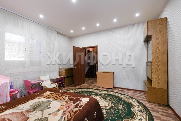 
   Продам дом, 250 м², Новосибирск

. Фото 6.