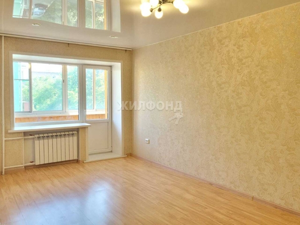 
   Продам 1-комнатную, 31 м², Ленина ул, 75

. Фото 1.