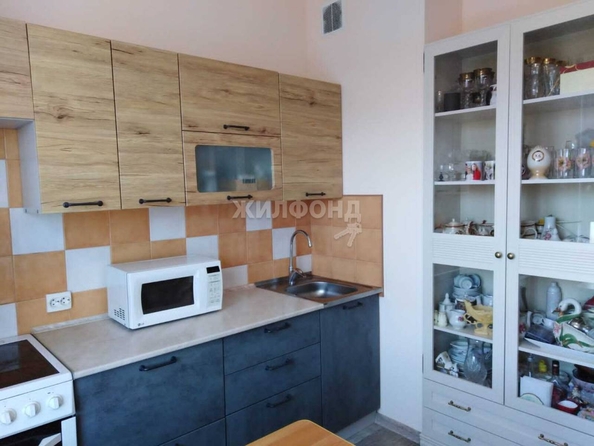 
   Продам 2-комнатную, 52.6 м², Кирова ул, 322

. Фото 1.