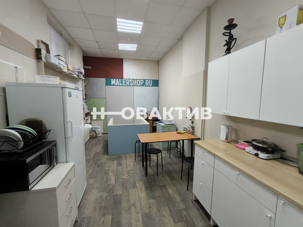 
   Продам помещение свободного назначения, 267 м², Фабричная ул, 6

. Фото 4.