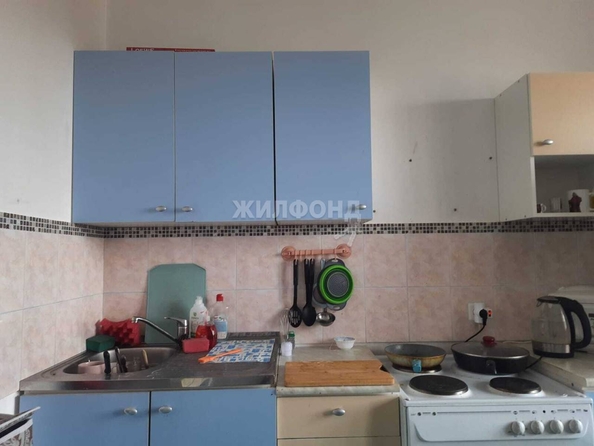 
   Продам 1-комнатную, 38.4 м², Толстого ул, 56

. Фото 2.