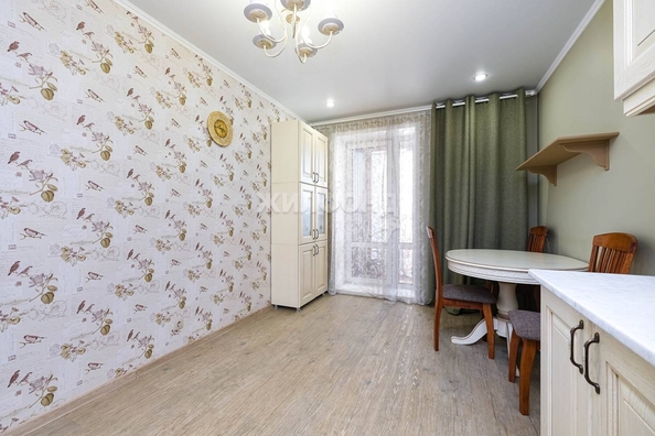 
   Продам 1-комнатную, 39.5 м², Кубовая ул, 92/2

. Фото 6.