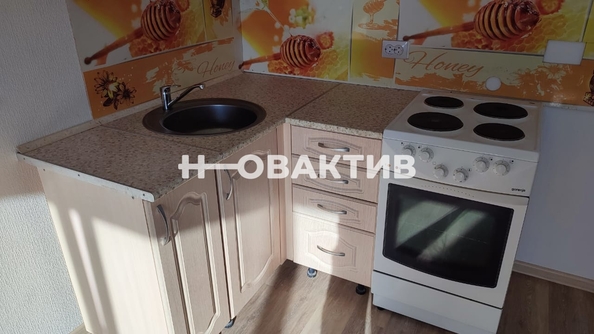 
   Продам 1-комнатную, 42.1 м², Поколение, дом 1

. Фото 2.