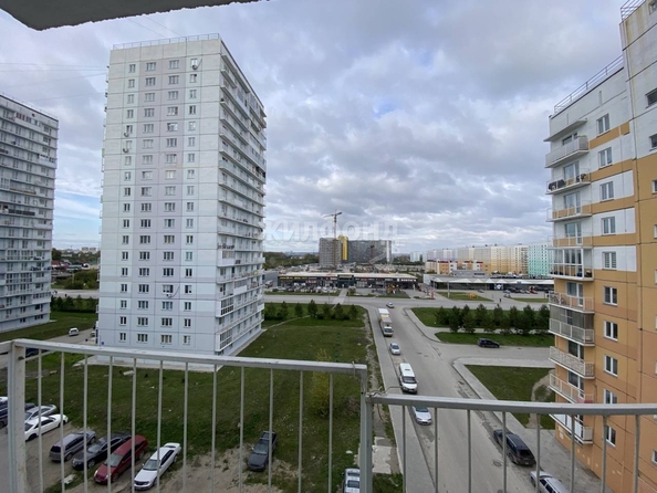 
   Продам 4-комнатную, 94.17 м², Александра Чистякова ул, 2/1

. Фото 8.