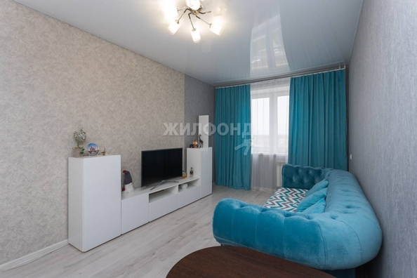 
   Продам 2-комнатную, 40.6 м², Николая Сотникова ул, 14

. Фото 5.