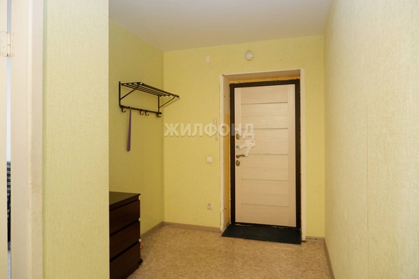 
   Продам 2-комнатную, 85.8 м², 2-й (4 мкр.) кв-л, 227

. Фото 11.