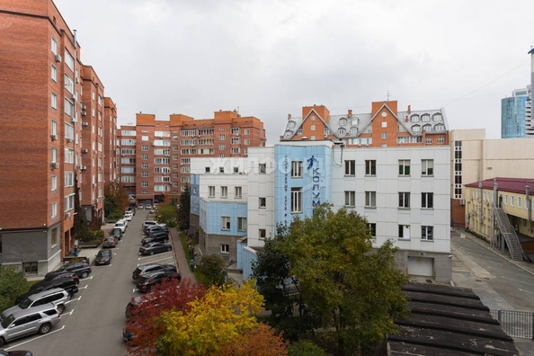 
   Продам 3-комнатную, 101 м², Вокзальная магистраль ул, 10

. Фото 16.