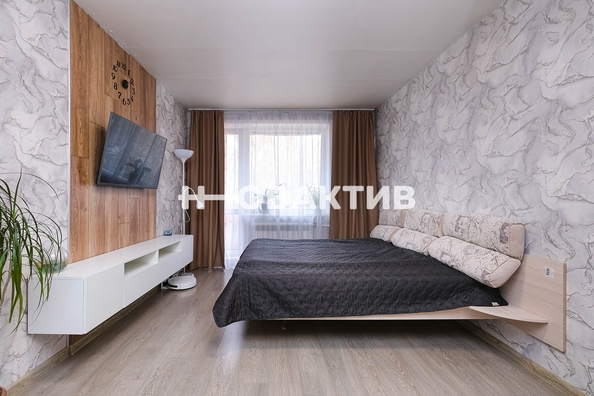 
   Продам 2-комнатную, 44 м², Зорге ул, 189

. Фото 2.