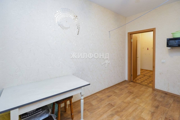 
   Продам 3-комнатную, 63.5 м², Лескова ул, 19

. Фото 5.