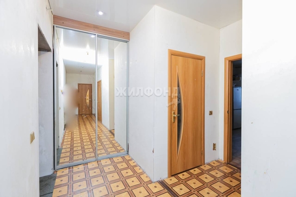 
   Продам 3-комнатную, 63.5 м², Лескова ул, 19

. Фото 16.