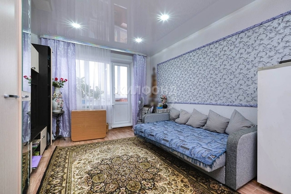 
   Продам 1-комнатную, 38.1 м², 2-й (4 мкр.) кв-л, 220

. Фото 2.