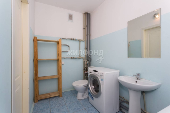 
   Продам 1-комнатную, 44 м², 2-й (4 мкр.) кв-л, 232

. Фото 12.