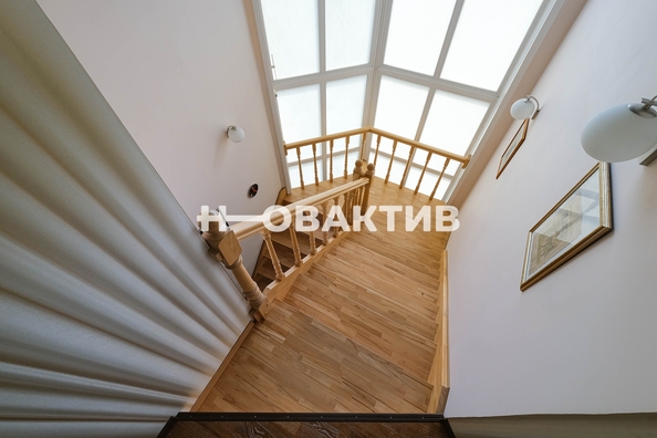 
   Продам коттедж, 404 м², Новосибирск

. Фото 27.