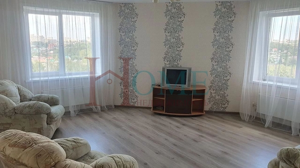 
  Сдам в аренду 2-комнатную квартиру, 64 м², Новосибирск

. Фото 2.