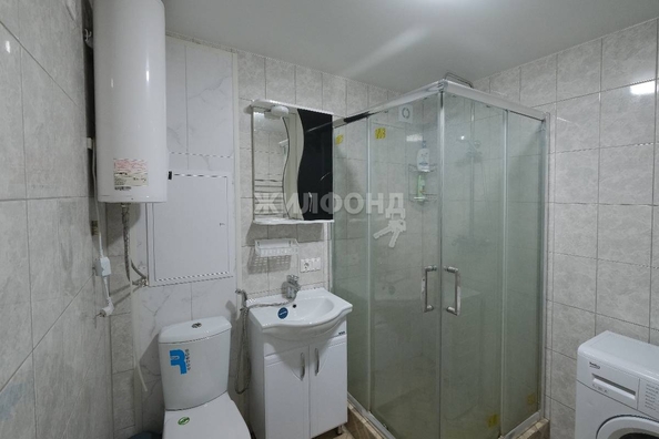 
   Продам 1-комнатную, 40.3 м², Сибиряков-Гвардейцев ул, 55

. Фото 10.