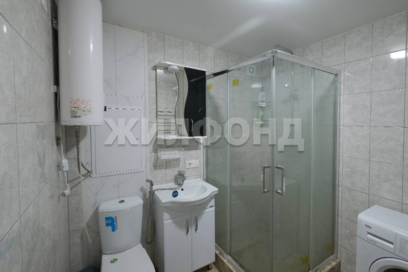 
   Продам 1-комнатную, 40.3 м², Сибиряков-Гвардейцев ул, 55

. Фото 13.