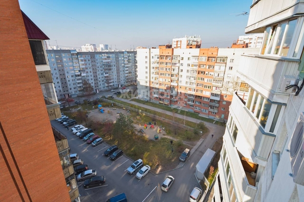 
   Продам 1-комнатную, 38.6 м², Авиастроителей ул, 17

. Фото 12.