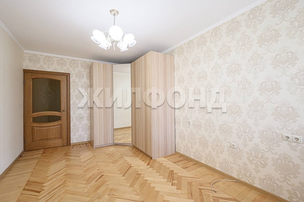 
   Продам 3-комнатную, 135.8 м², 1905 года ул, 59

. Фото 8.