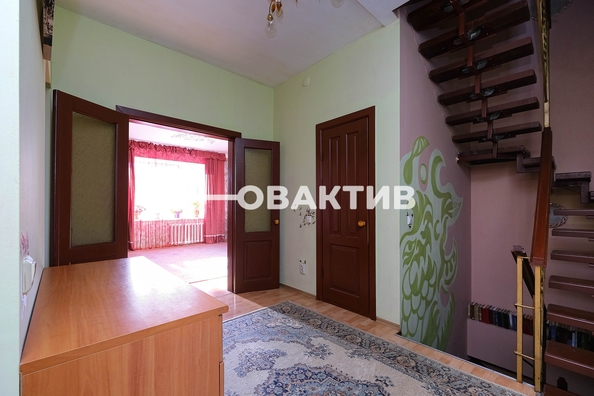 
   Продам коттедж, 274 м², Новосибирск

. Фото 13.