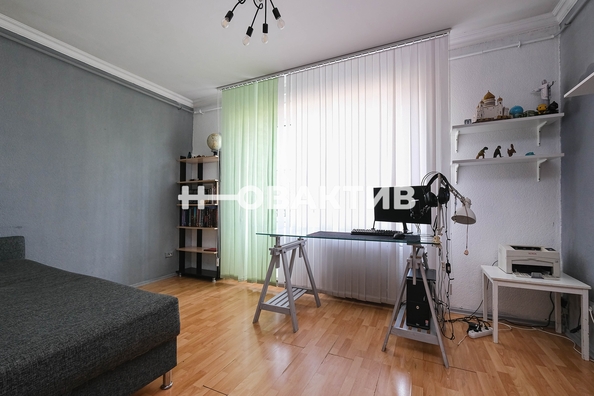 
   Продам коттедж, 274 м², Новосибирск

. Фото 43.