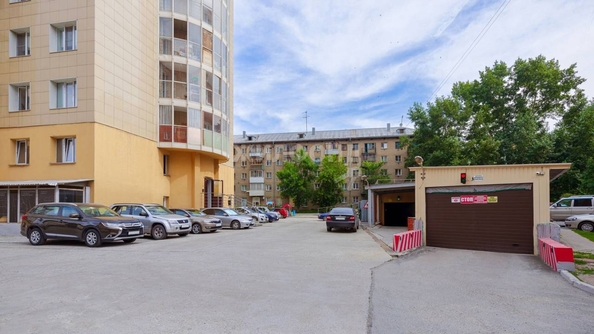 
   Продам 2-комнатную, 62.5 м², Гурьевская ул, 78

. Фото 18.