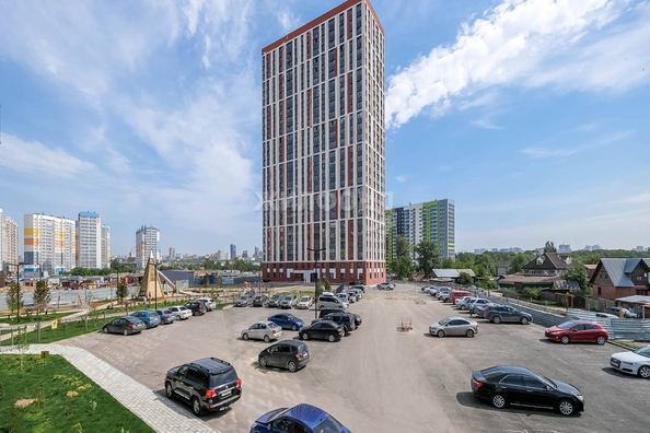 
   Продам 2-комнатную, 60.8 м², Ясный Берег ул, 16

. Фото 2.