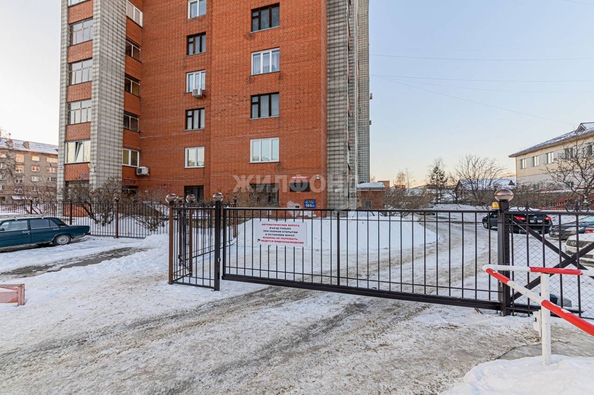 
   Продам 2-комнатную, 81.3 м², Дуси Ковальчук ул, 185/1

. Фото 1.