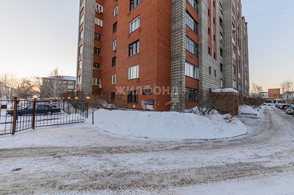 
   Продам 2-комнатную, 81.3 м², Дуси Ковальчук ул, 185/1

. Фото 3.