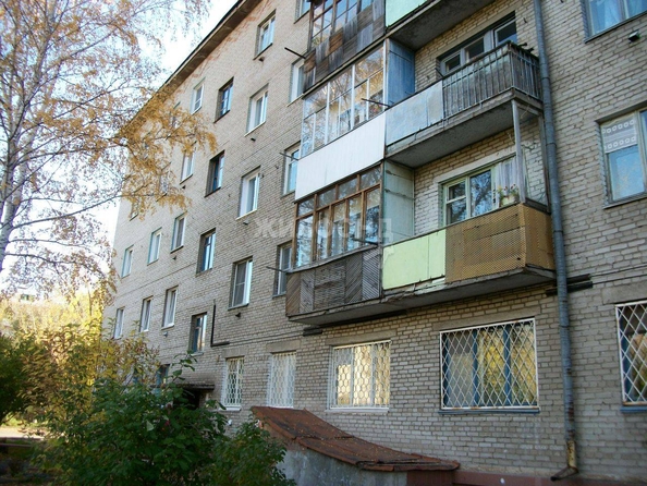 
   Продам 3-комнатную, 58.1 м², Новоуральская ул, 25а

. Фото 13.