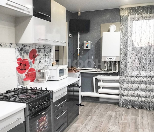 
   Продам дом, 79.6 м², Куйбышев

. Фото 3.