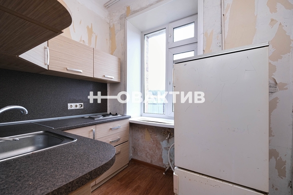 
   Продам 3-комнатную, 38.4 м², Звездная ул, 26

. Фото 4.