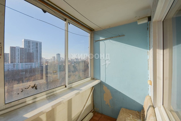 
   Продам 3-комнатную, 60.8 м², Кропоткина ул, 136

. Фото 25.