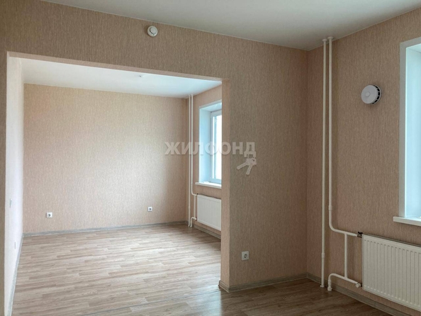 
   Продам студию, 31.8 м², Титова ул, 255/1

. Фото 2.