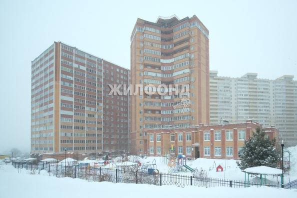 
   Продам 2-комнатную, 56.4 м², Горский мкр, 11

. Фото 17.